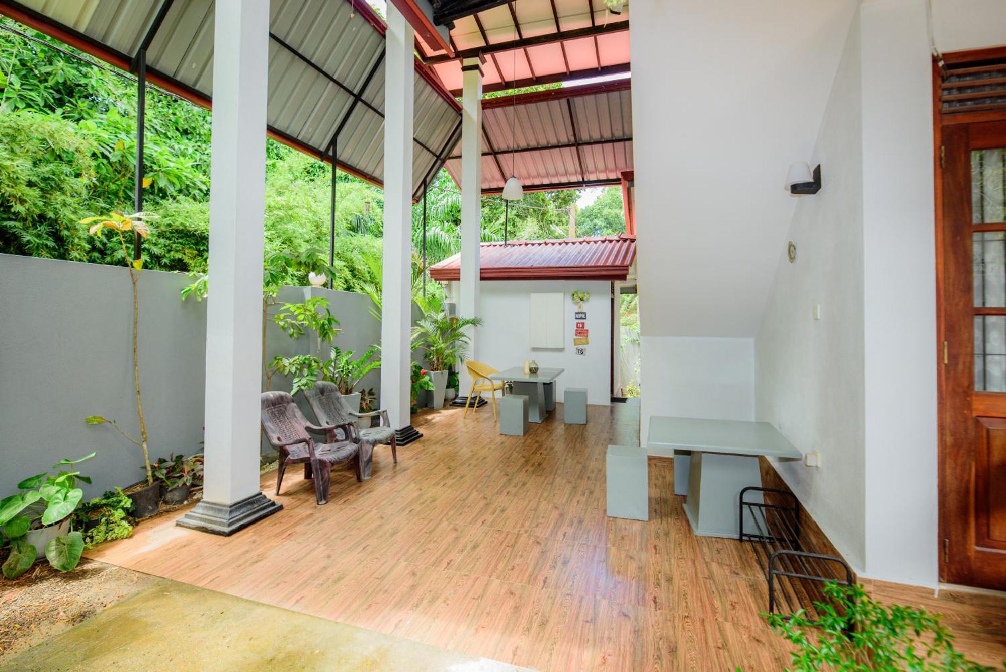 Vero Homestay Galle Esterno foto