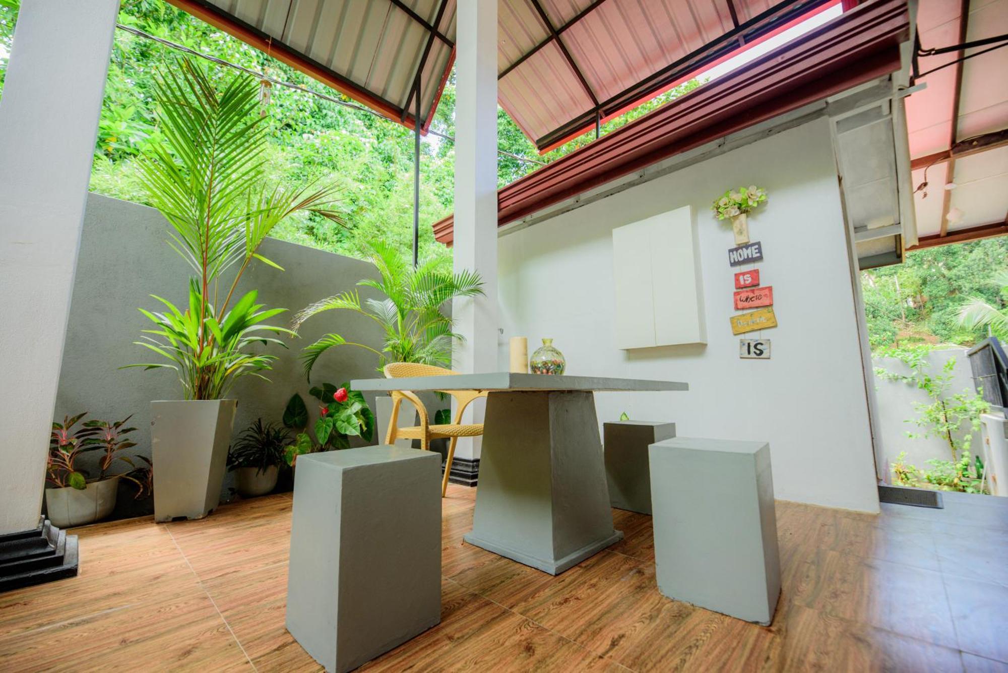 Vero Homestay Galle Esterno foto