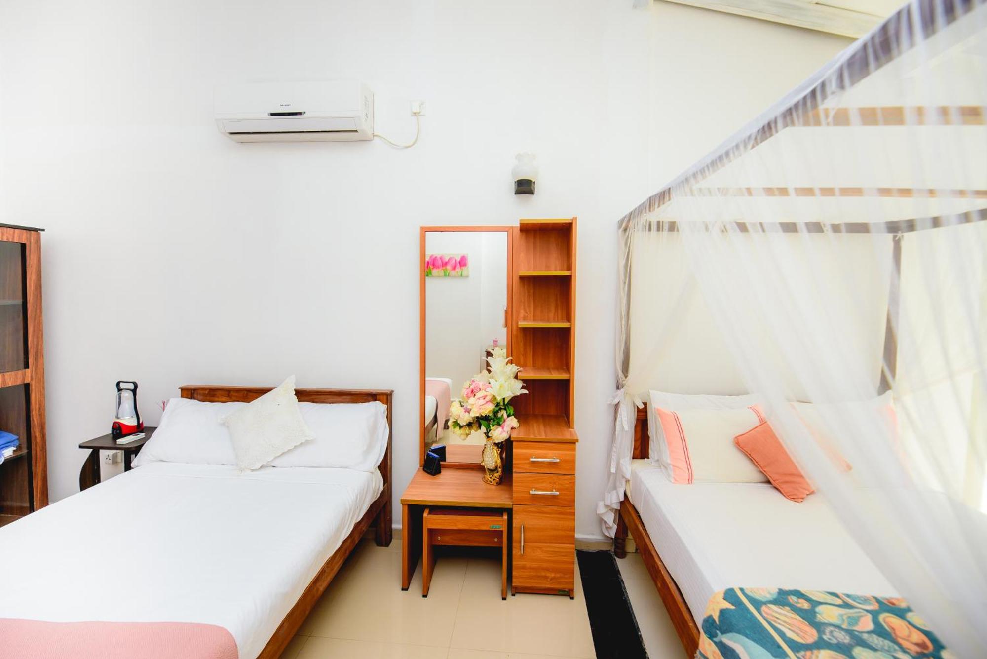 Vero Homestay Galle Esterno foto