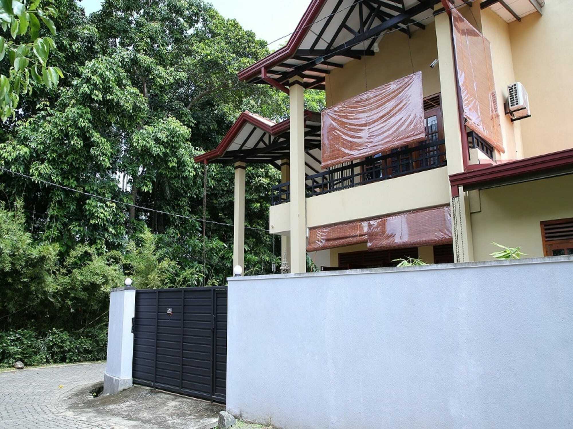 Vero Homestay Galle Esterno foto