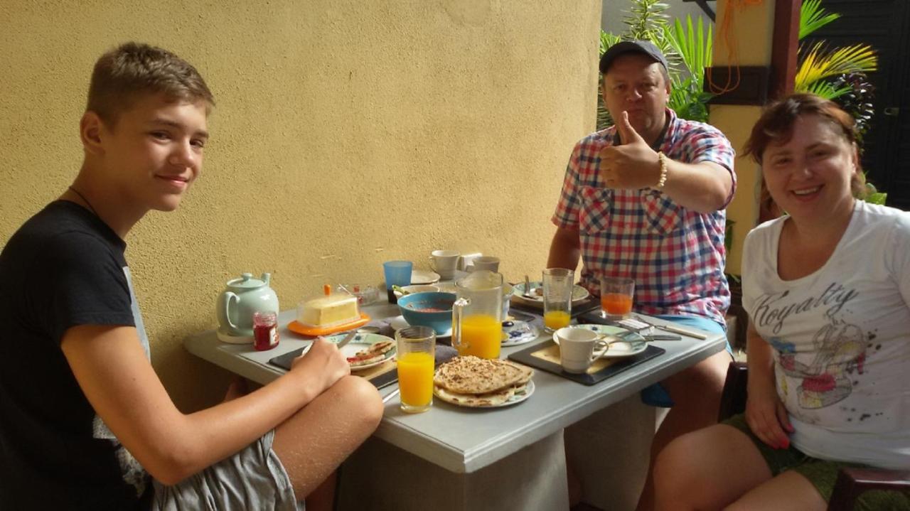 Vero Homestay Galle Esterno foto